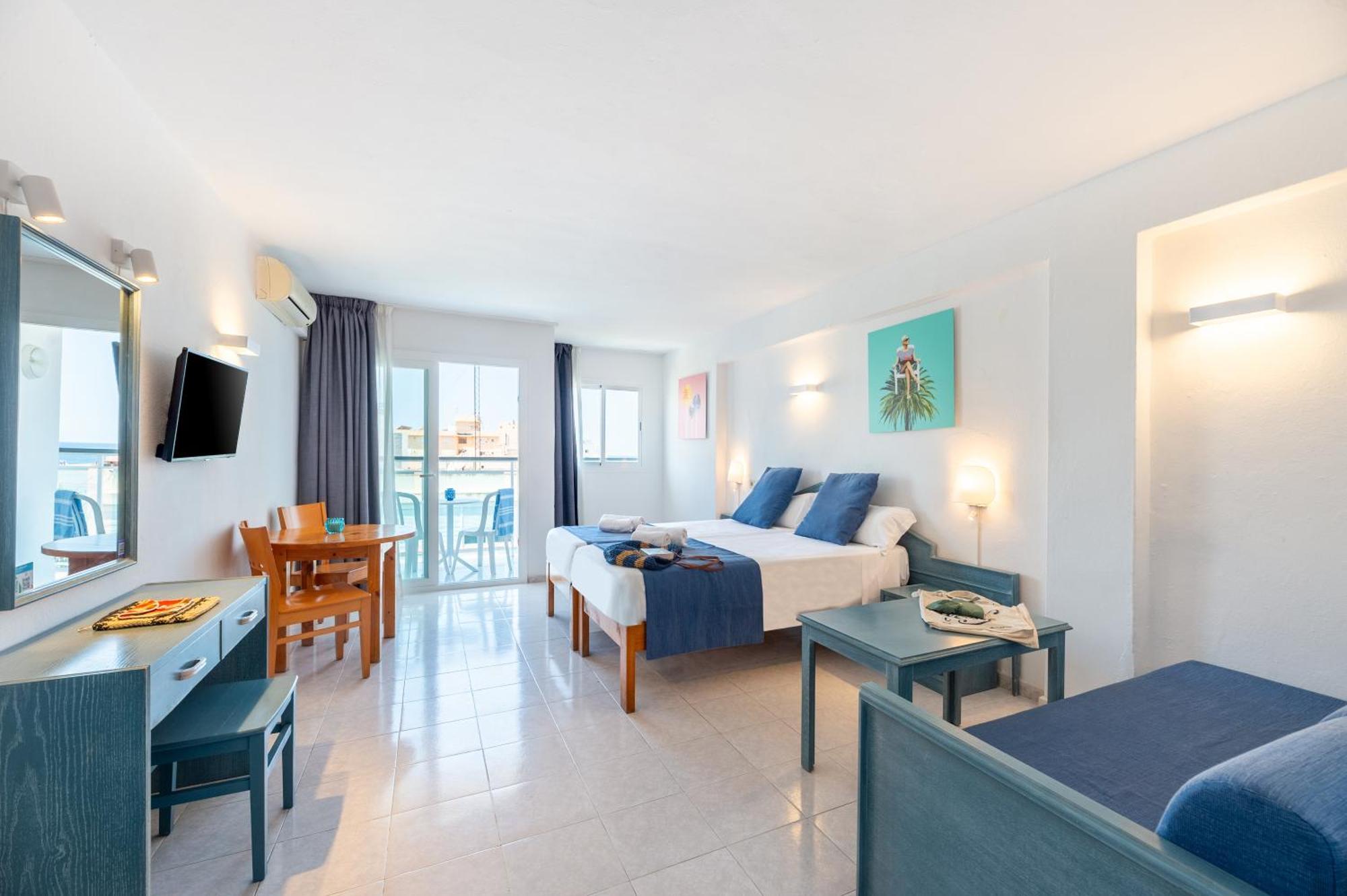 Hotel Apartamentos Vibra Central City - Adults Only San Antonio  Ngoại thất bức ảnh