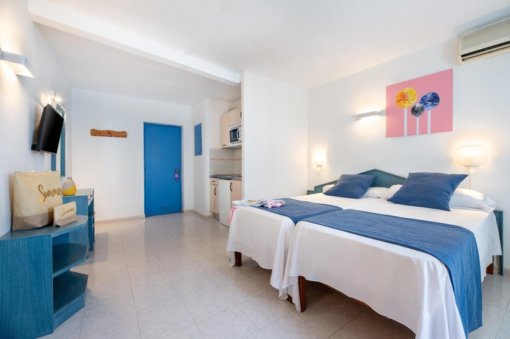 Hotel Apartamentos Vibra Central City - Adults Only San Antonio  Ngoại thất bức ảnh