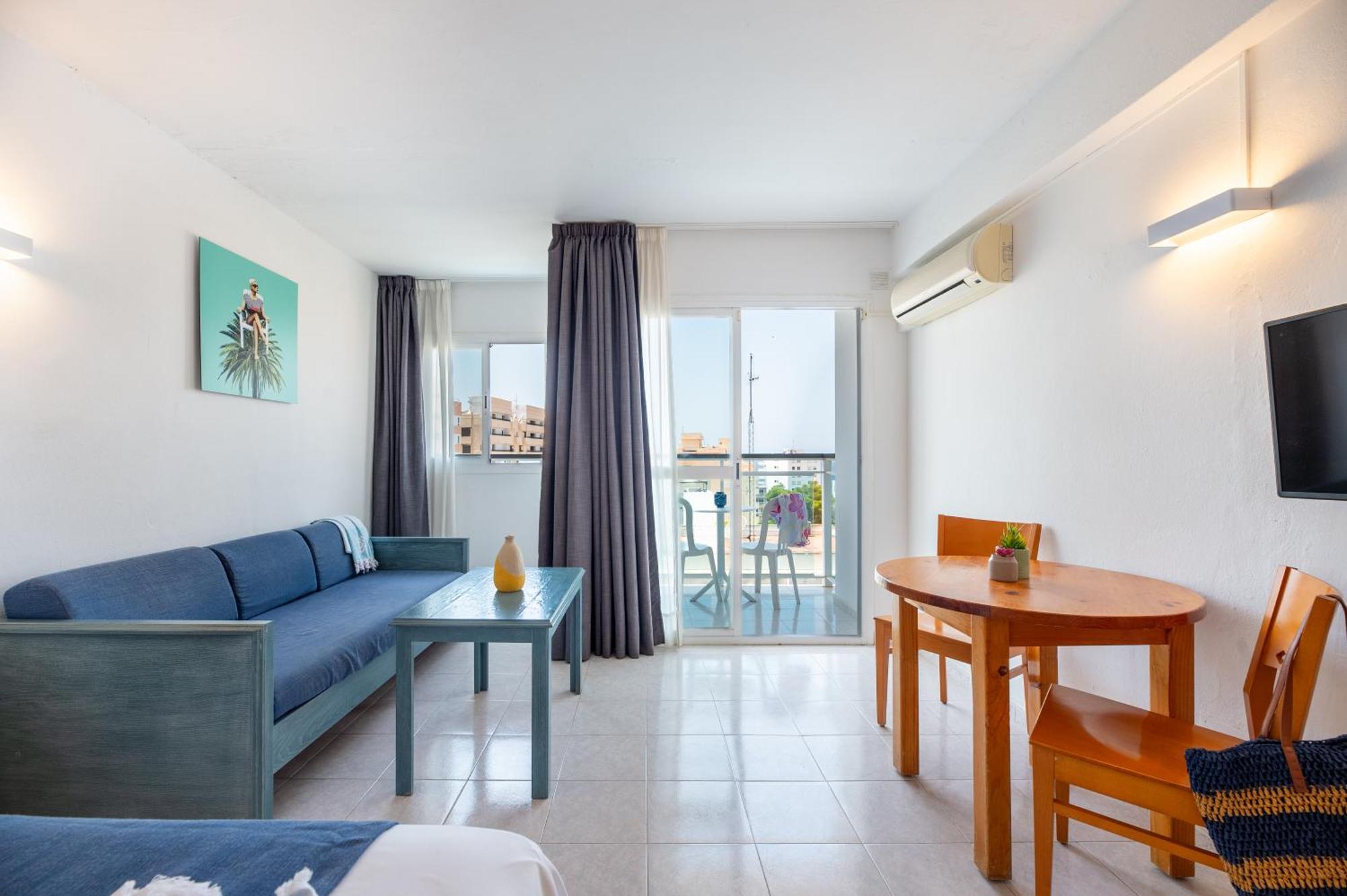 Hotel Apartamentos Vibra Central City - Adults Only San Antonio  Ngoại thất bức ảnh