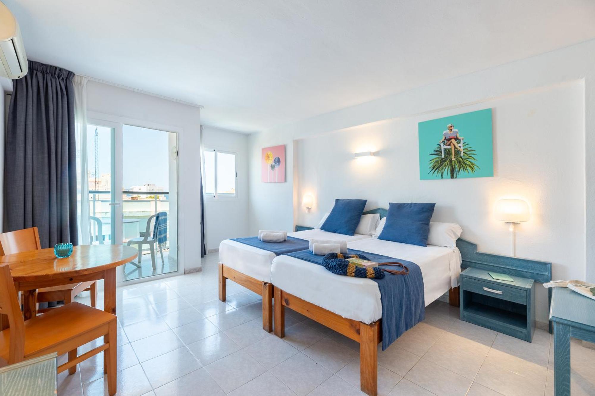 Hotel Apartamentos Vibra Central City - Adults Only San Antonio  Ngoại thất bức ảnh