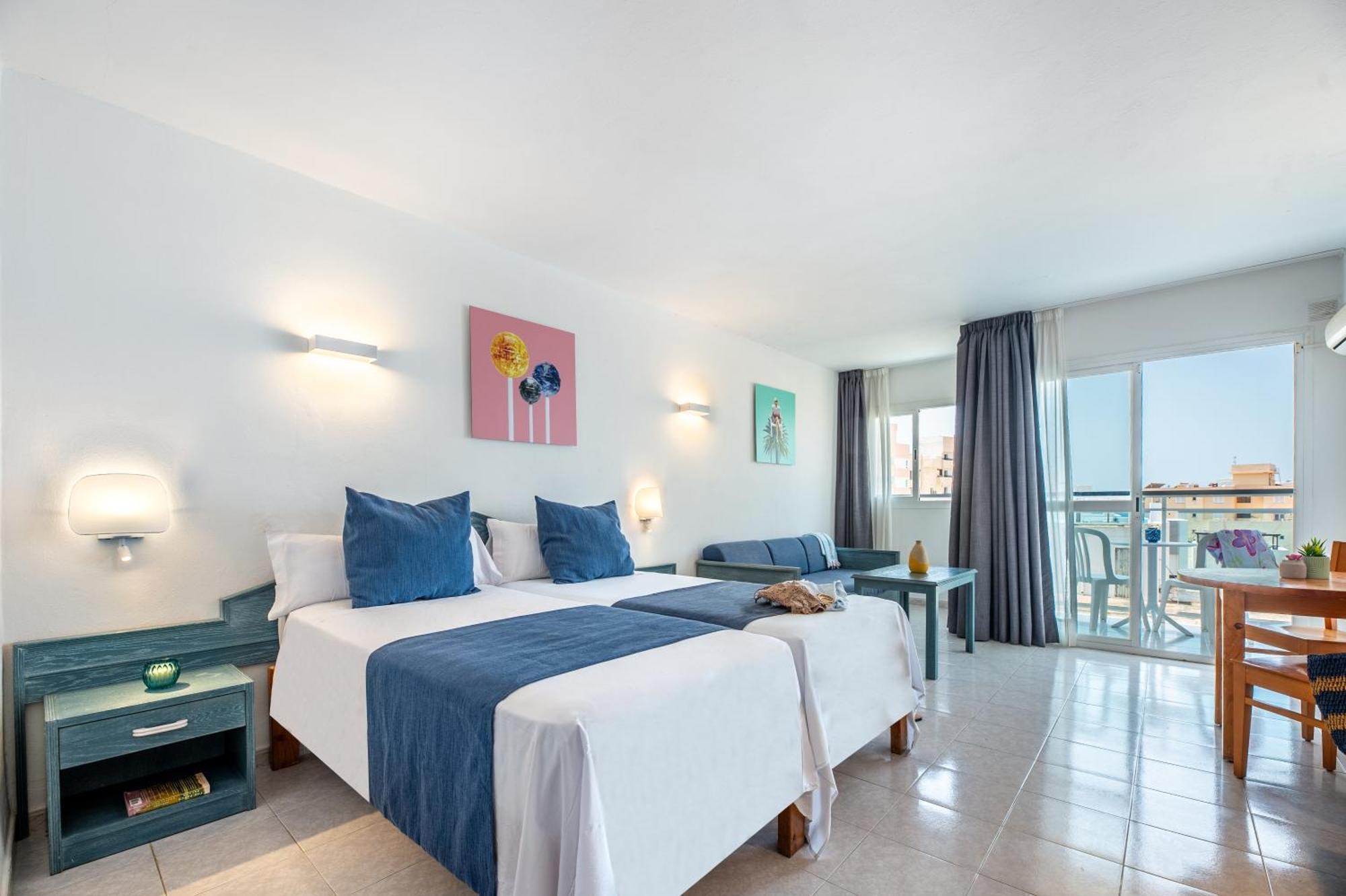 Hotel Apartamentos Vibra Central City - Adults Only San Antonio  Ngoại thất bức ảnh
